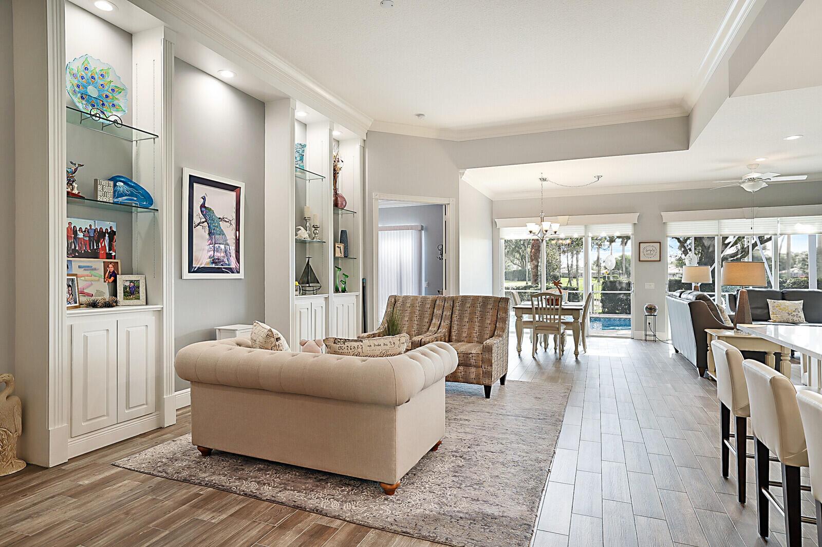 ISLES AT PALM BEACH GARDE - Residential