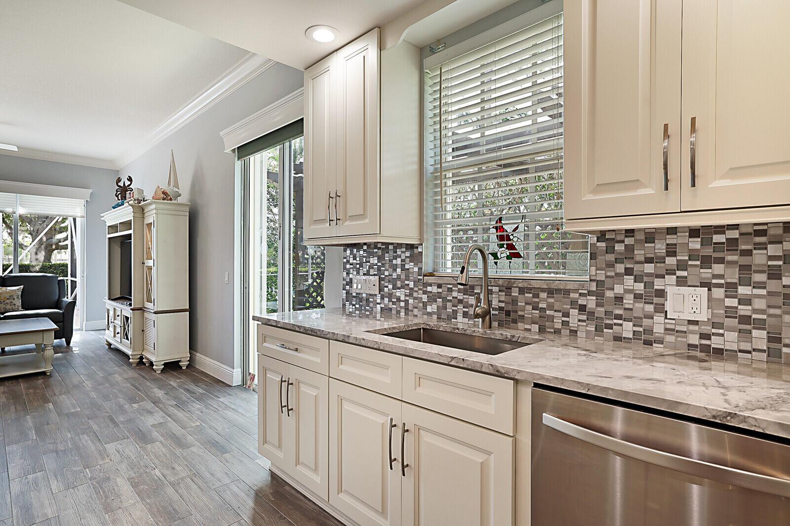 ISLES AT PALM BEACH GARDE - Residential