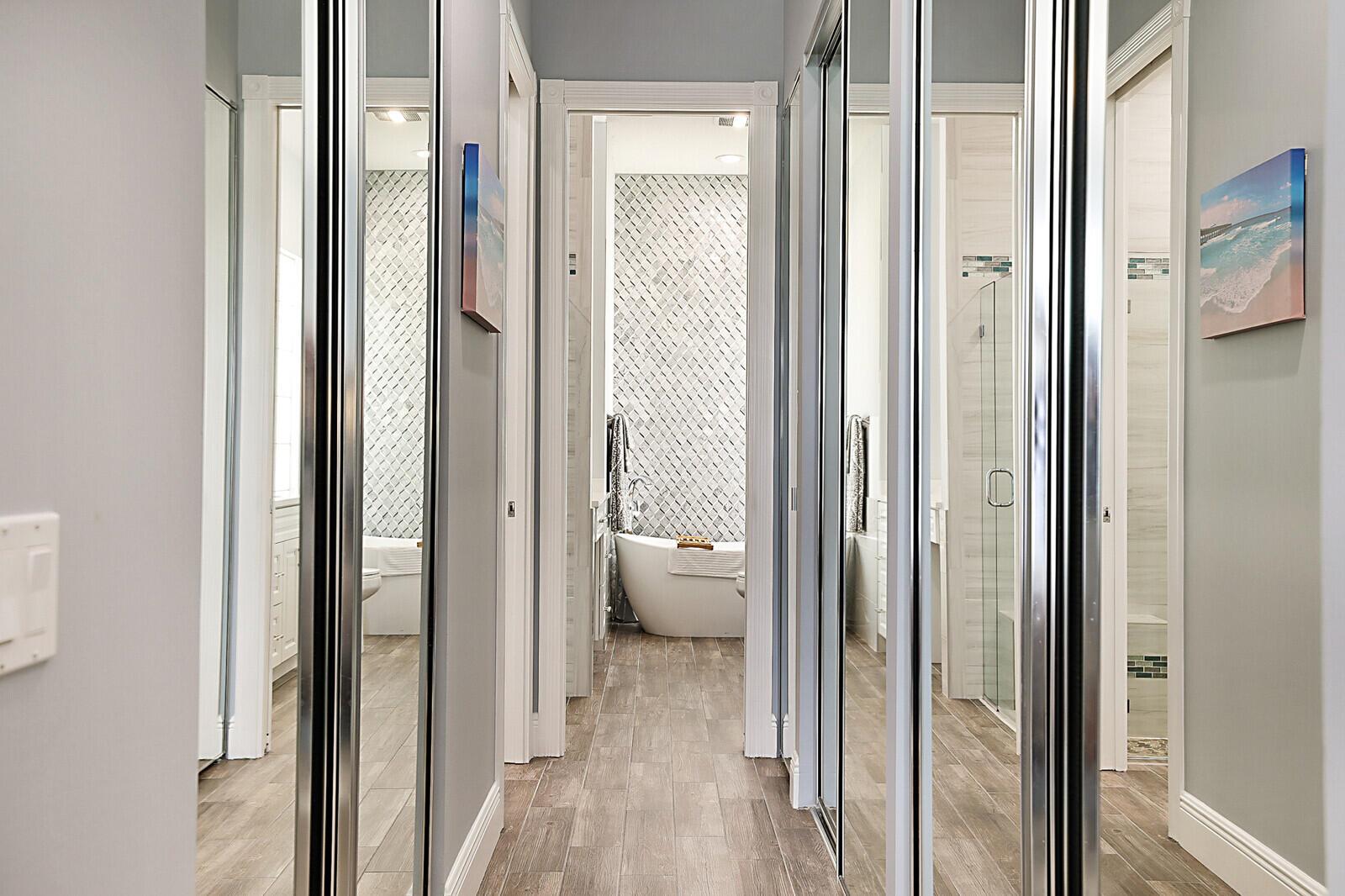 ISLES AT PALM BEACH GARDE - Residential