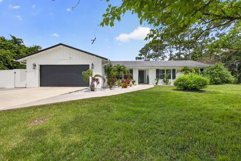 Photo of 17968 Bridle Court, Jupiter, FL 33478 (MLS # B26042581)