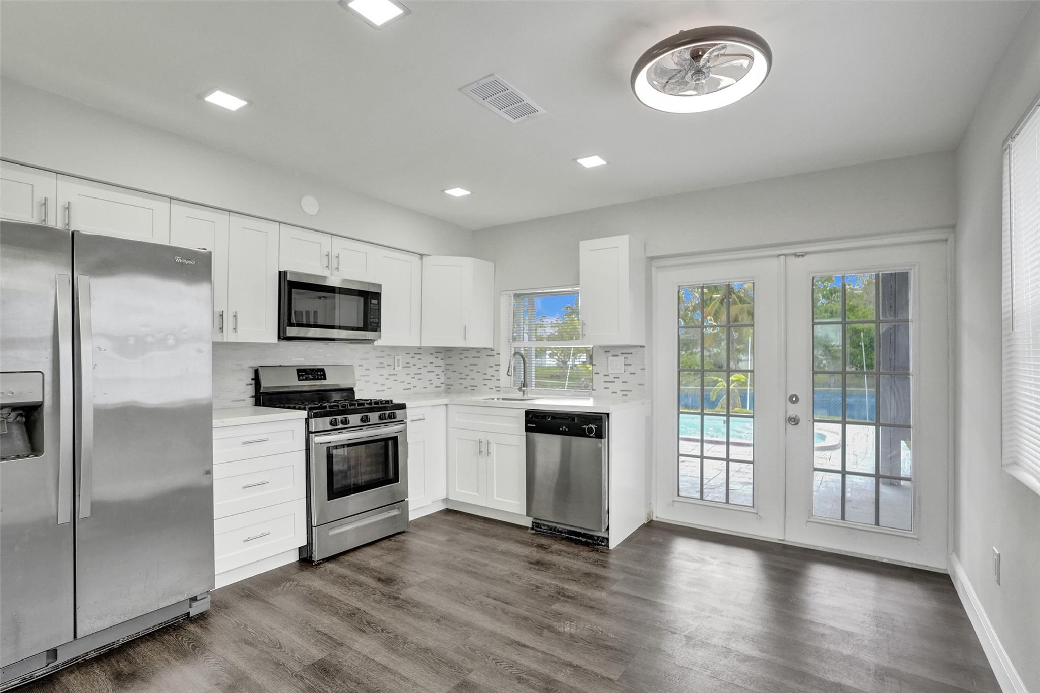 Sunrise Golf Village Sec - Residential