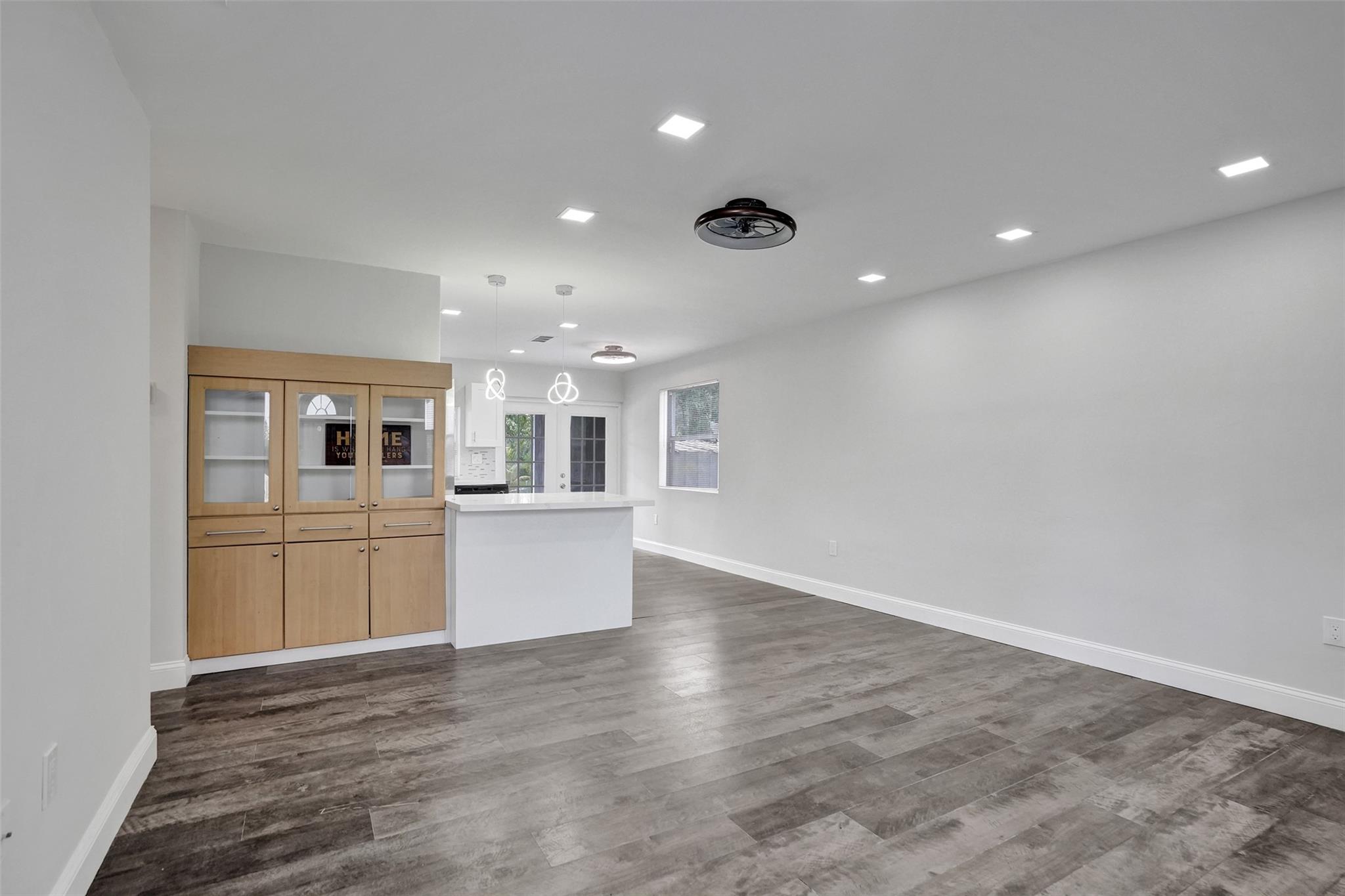 2501 NW 87th ave