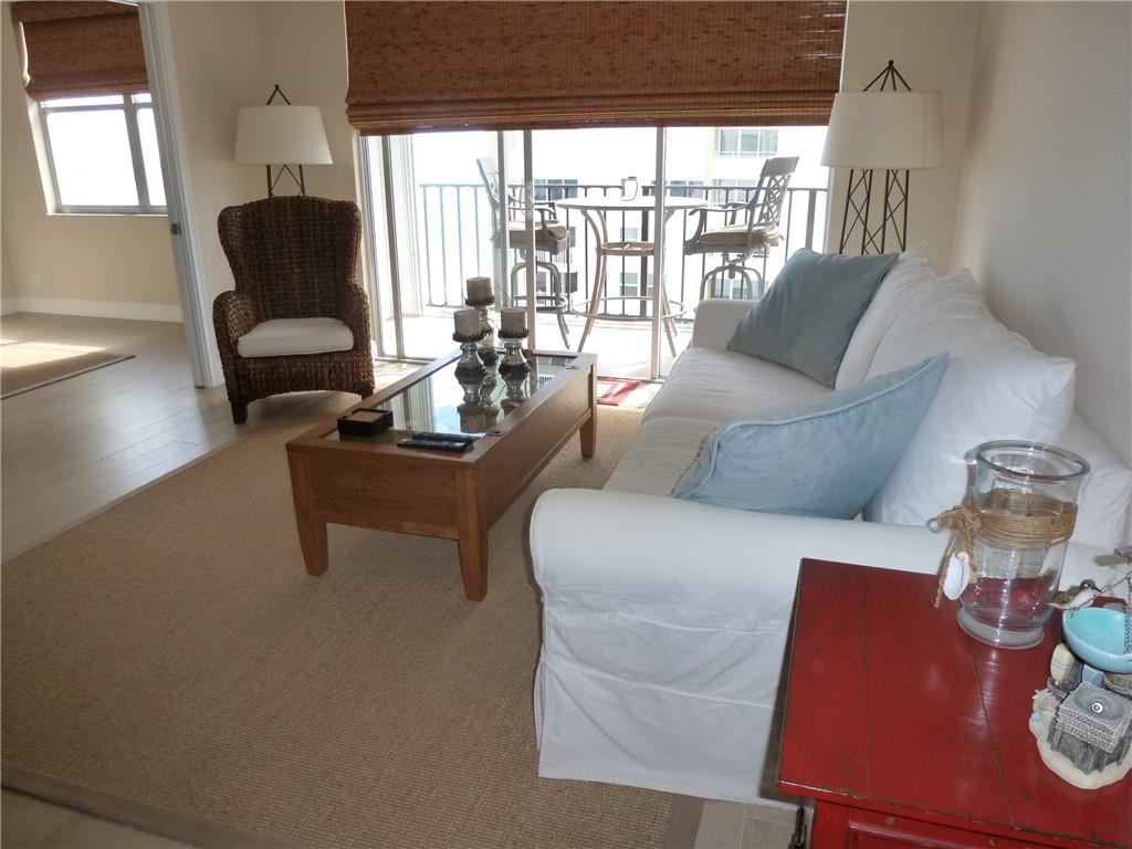 POMPANO BEACH CLUB - Residential