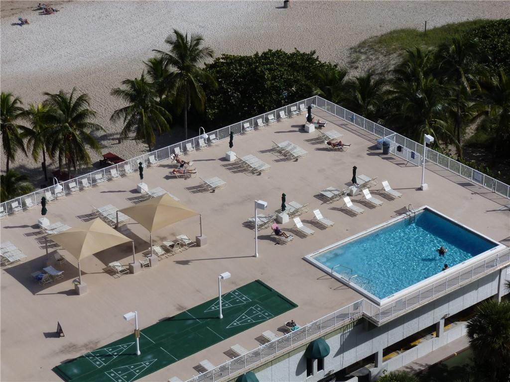 POMPANO BEACH CLUB - Residential