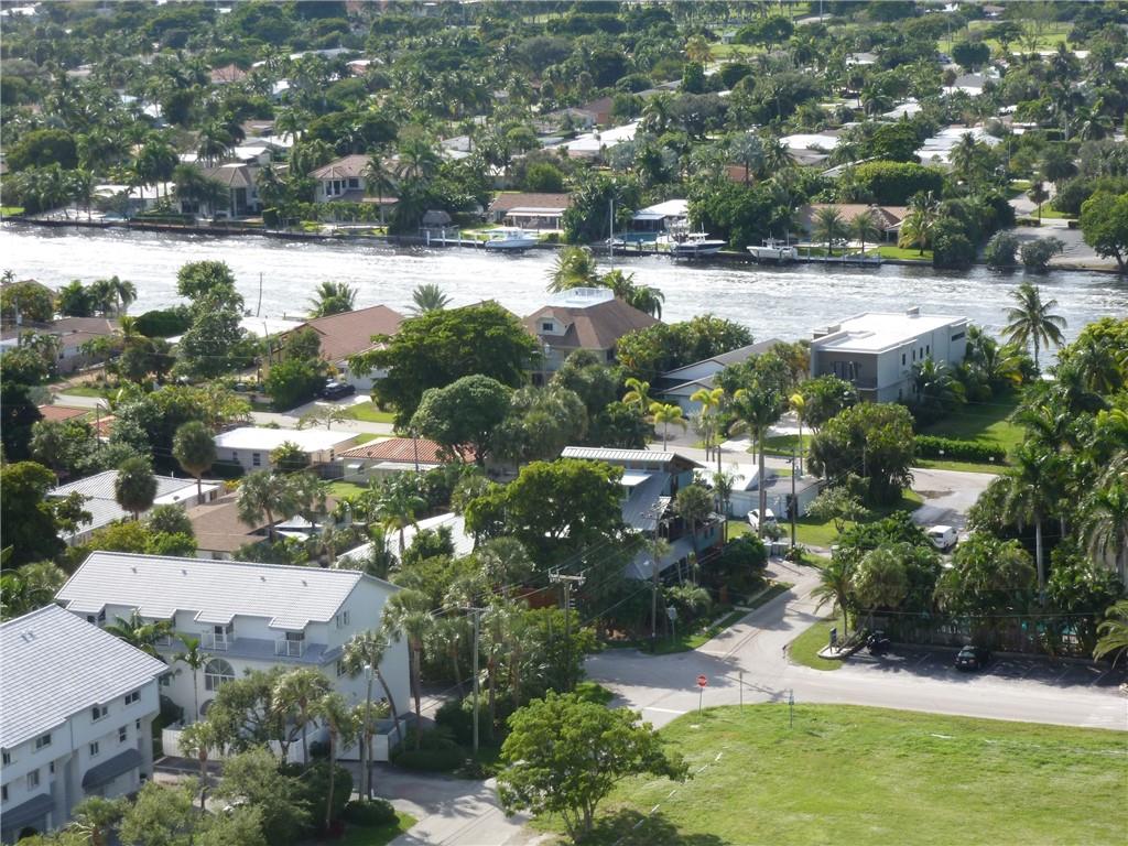 POMPANO BEACH CLUB - Residential
