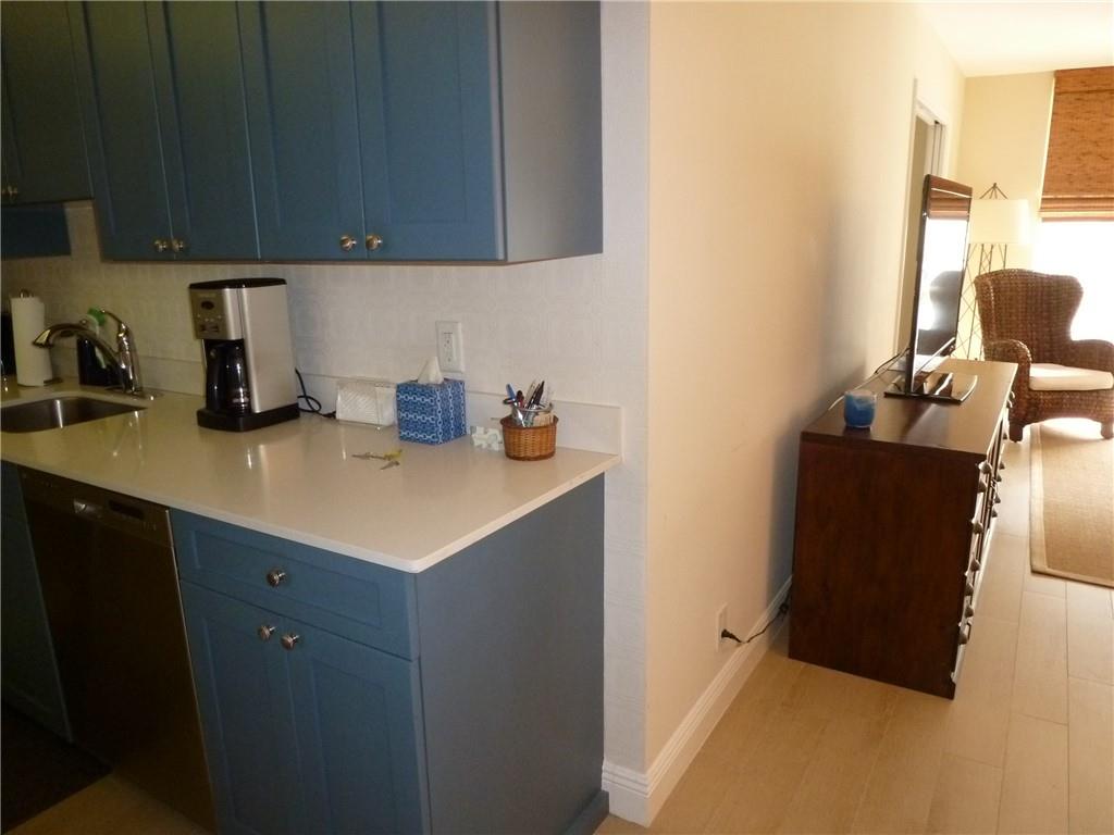 POMPANO BEACH CLUB - Residential