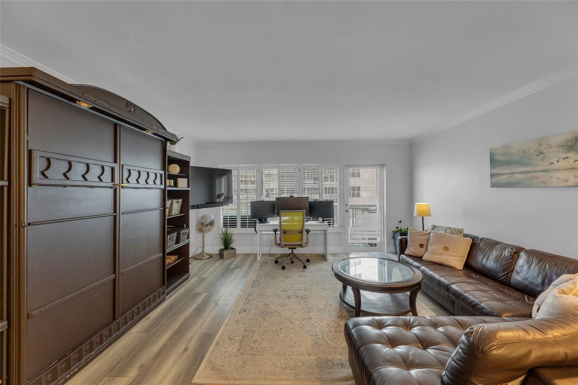 Regency Tower South - Residential