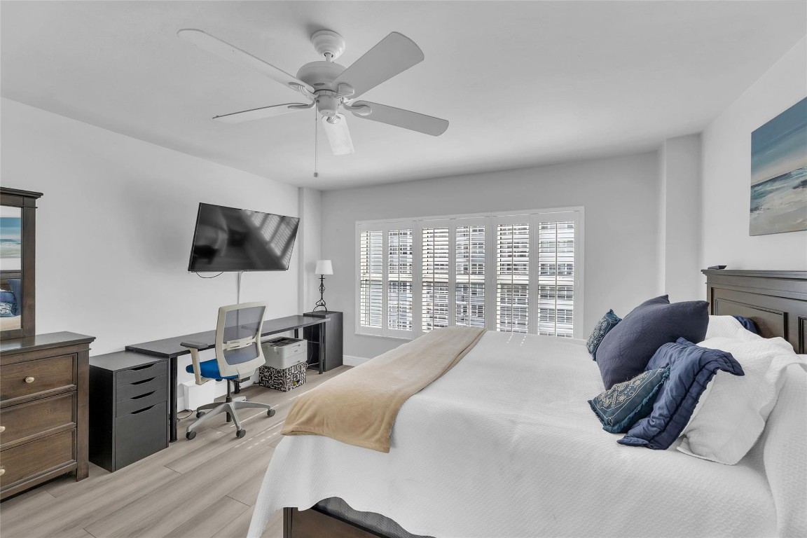 Regency Tower South - Residential