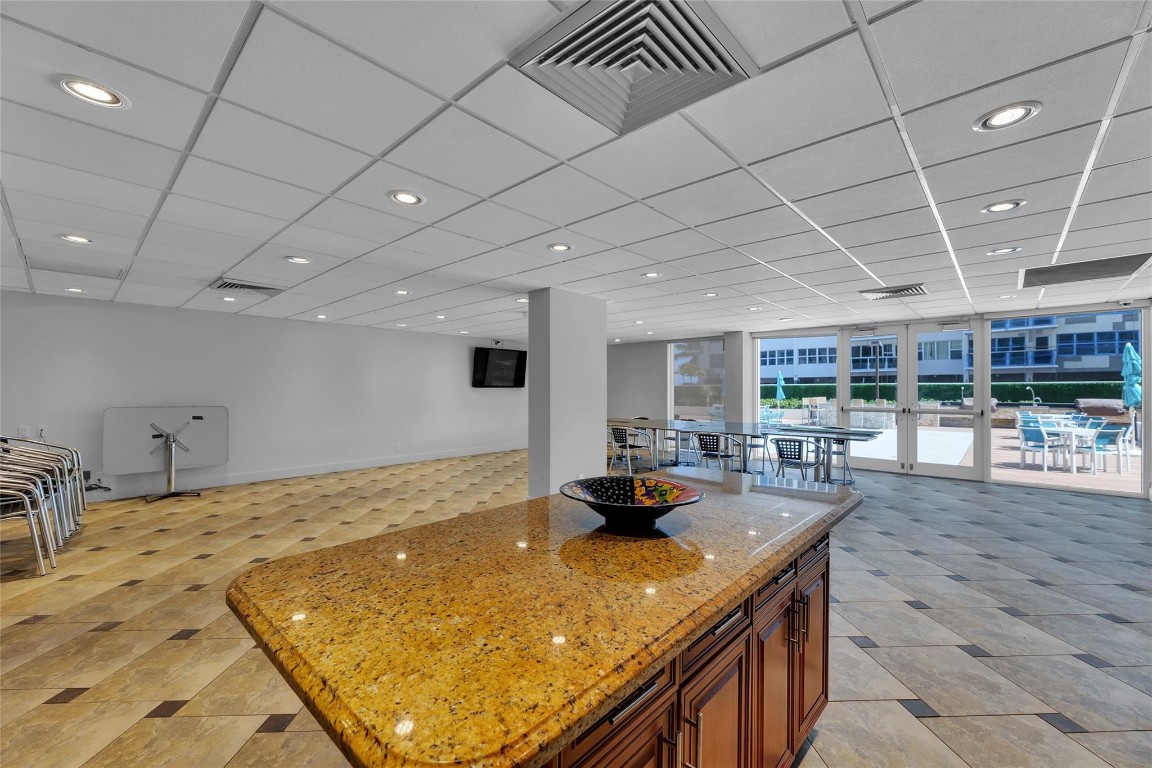 Regency Tower South - Residential