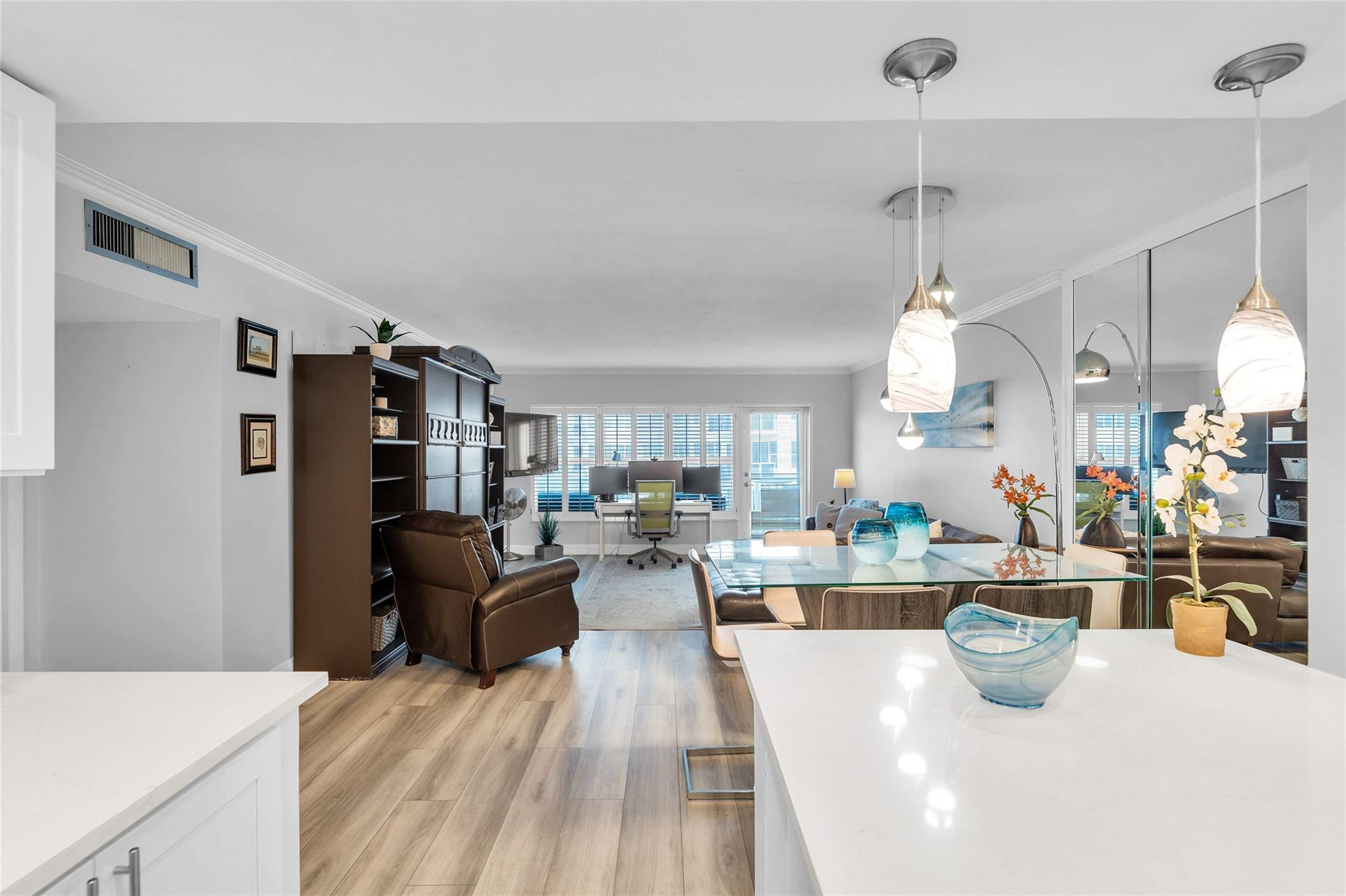 Regency Tower South - Residential