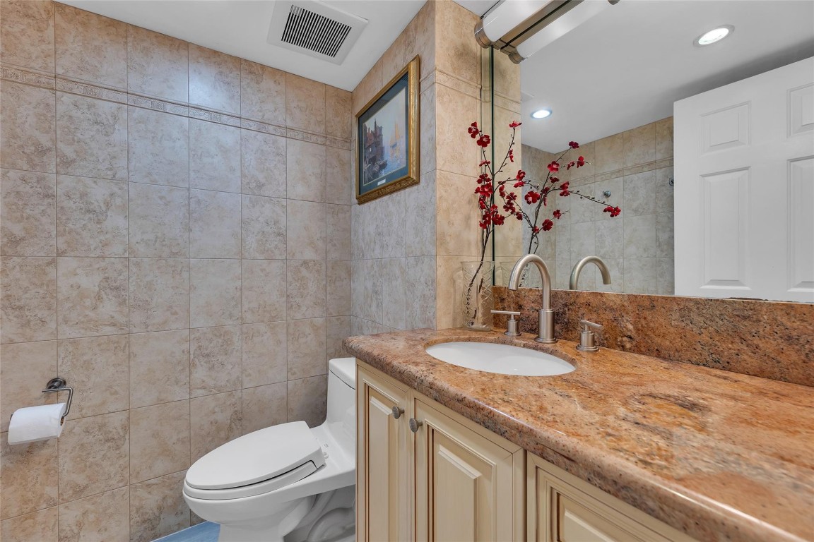 Regency Tower South - Residential