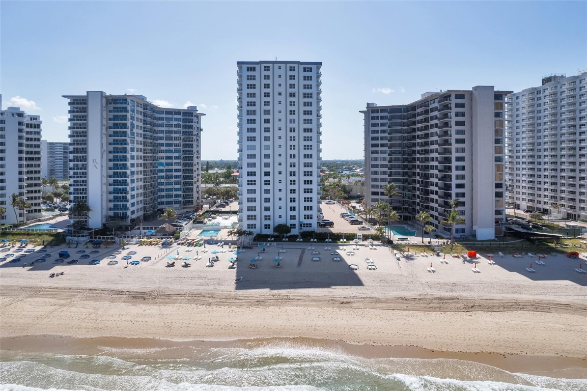 Regency Tower South - Residential