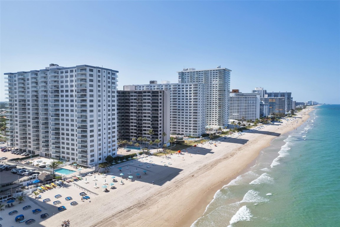 Regency Tower South - Residential