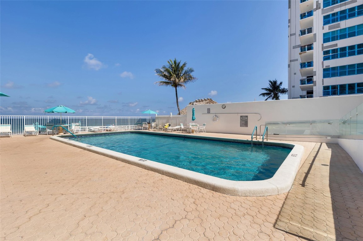 Regency Tower South - Residential