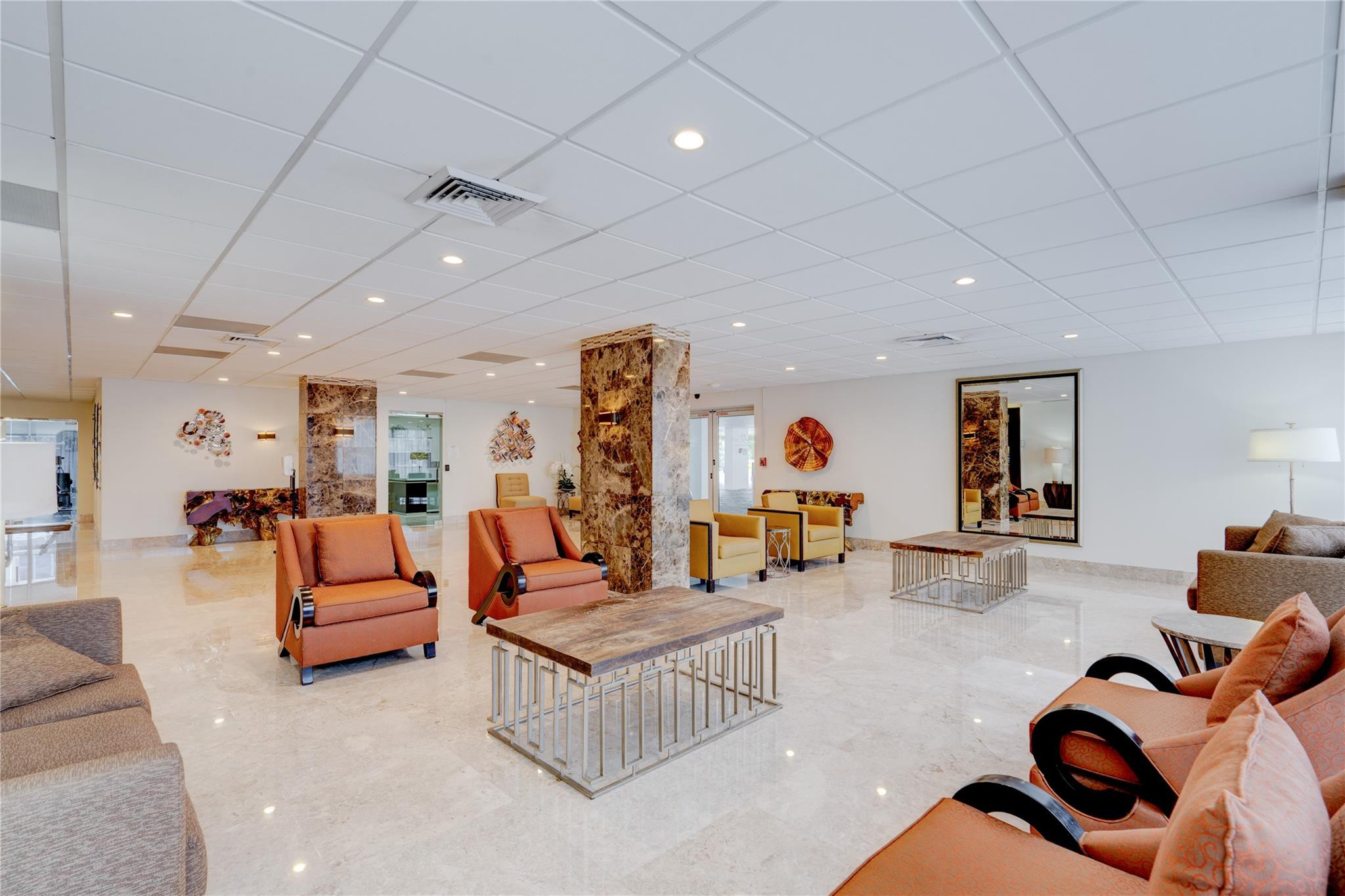 Regency Tower South - Residential