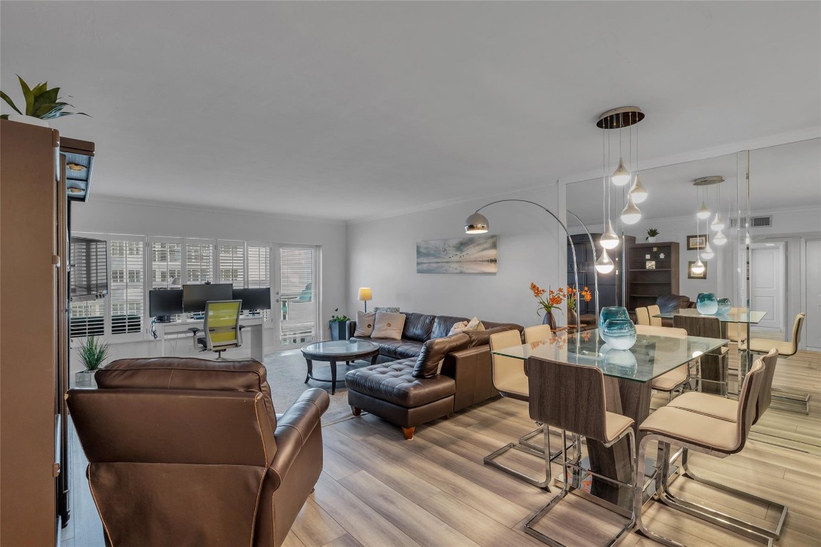 Regency Tower South - Residential