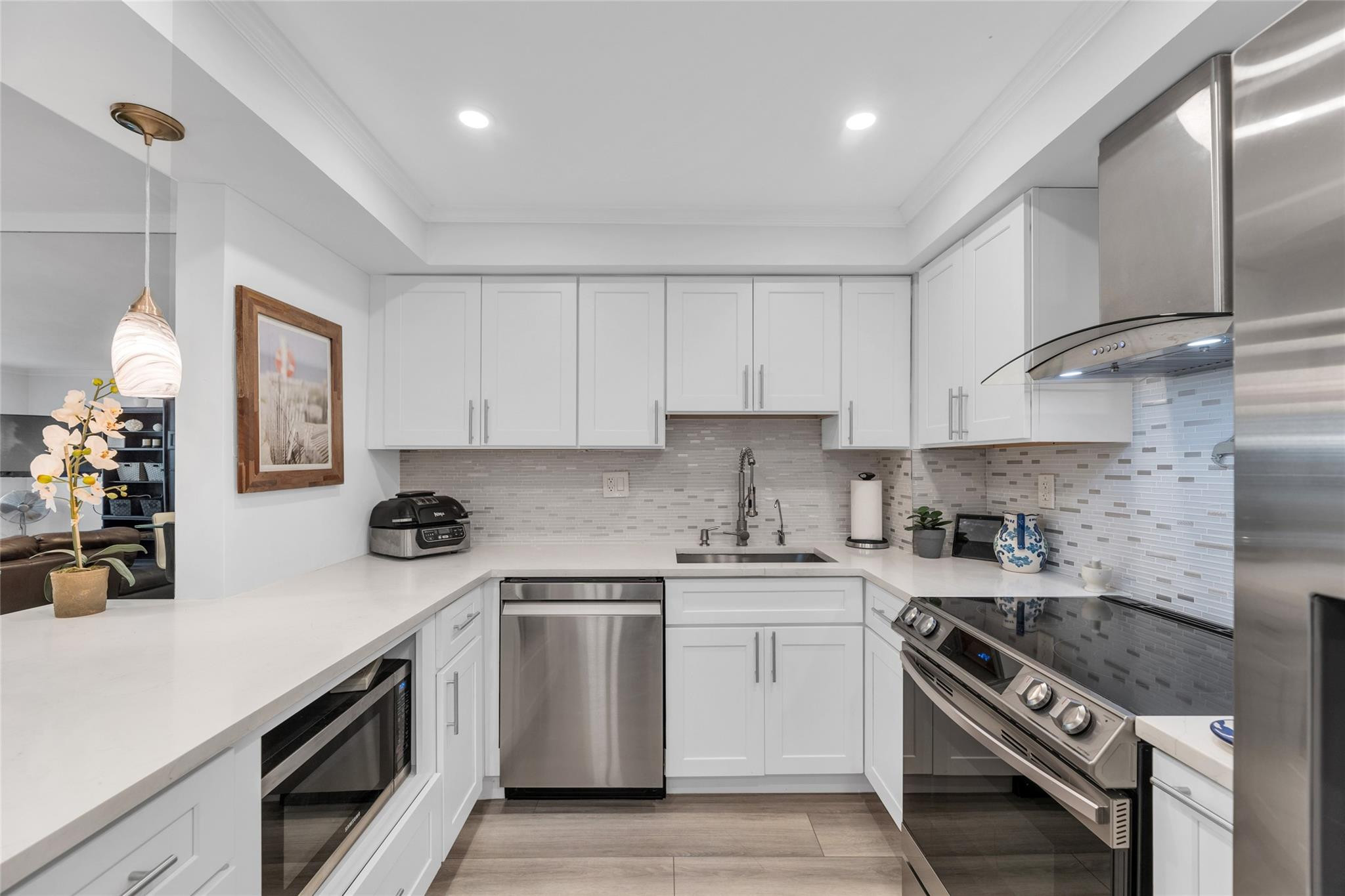 Regency Tower South - Residential