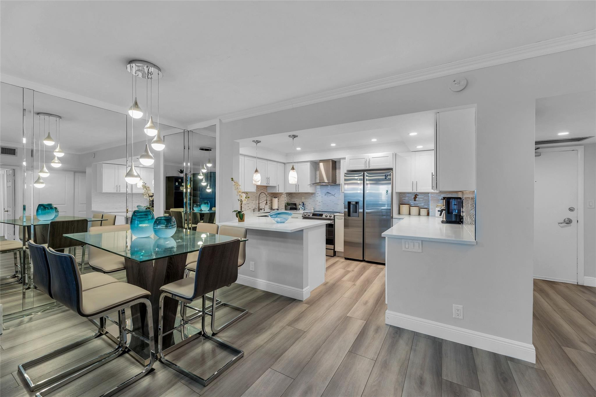 Regency Tower South - Residential