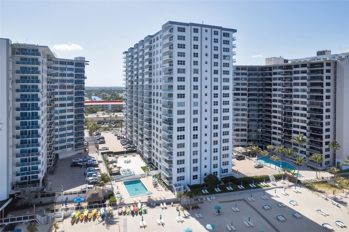 Regency Tower South - Residential