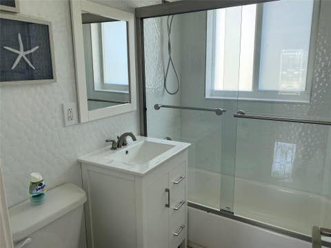 Tiny photo for 6325 Grant Court, Hollywood, FL 33024 (MLS # B26052824)
