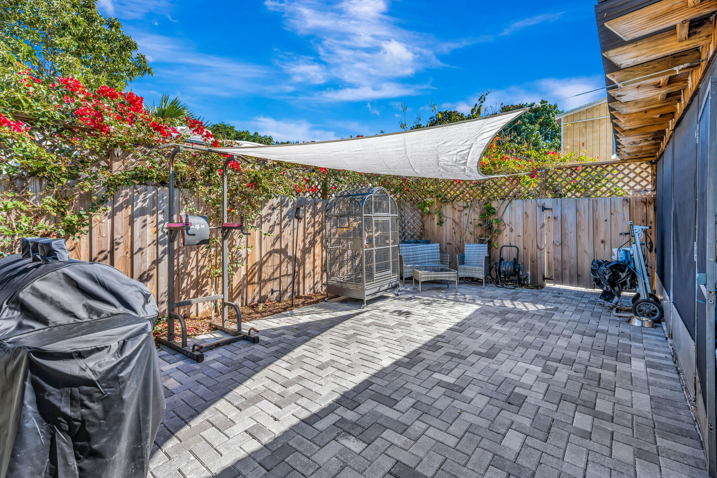 MACKLE PARK 1ST ADD - Residential