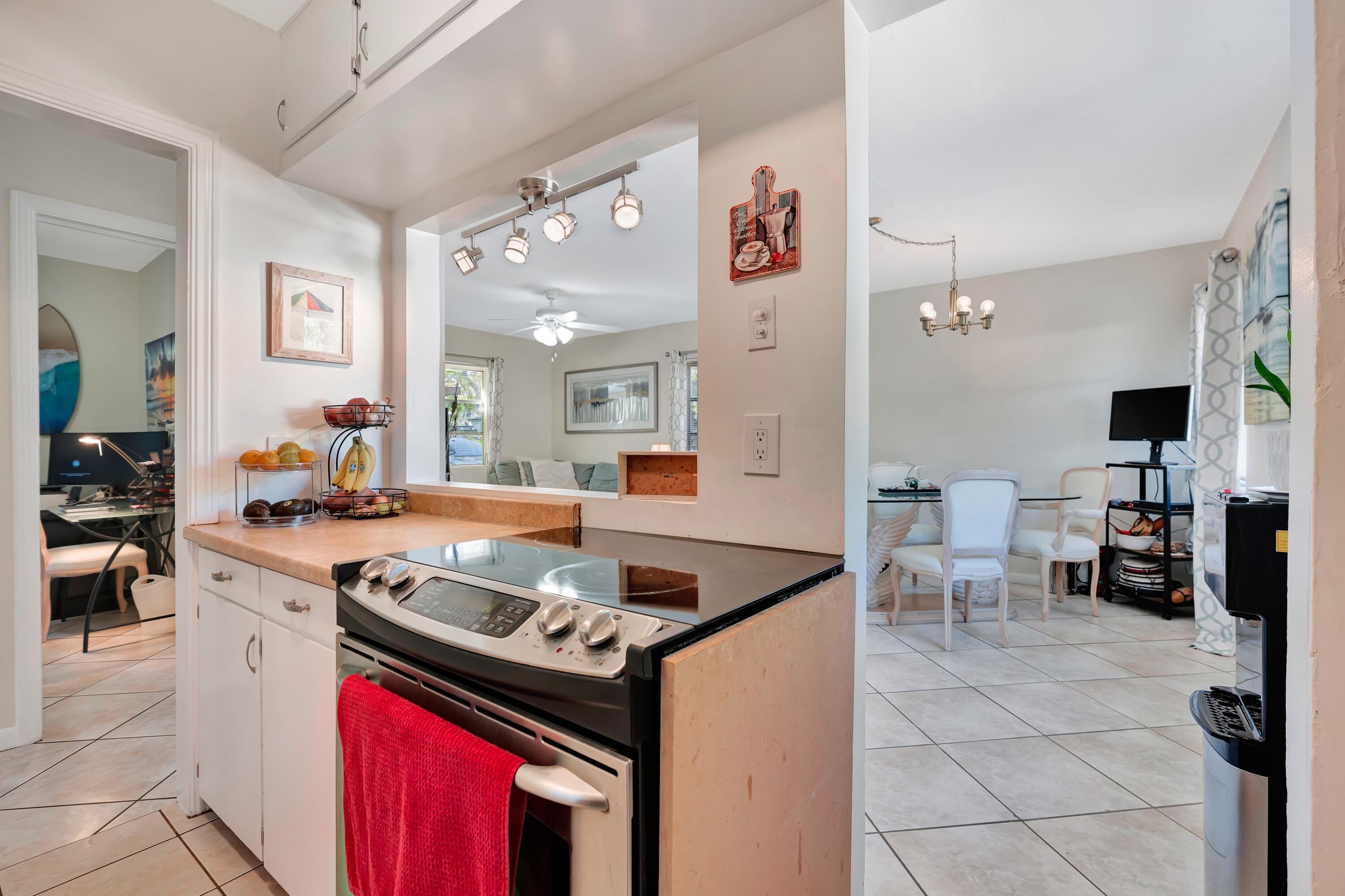 MACKLE PARK 1ST ADD - Residential