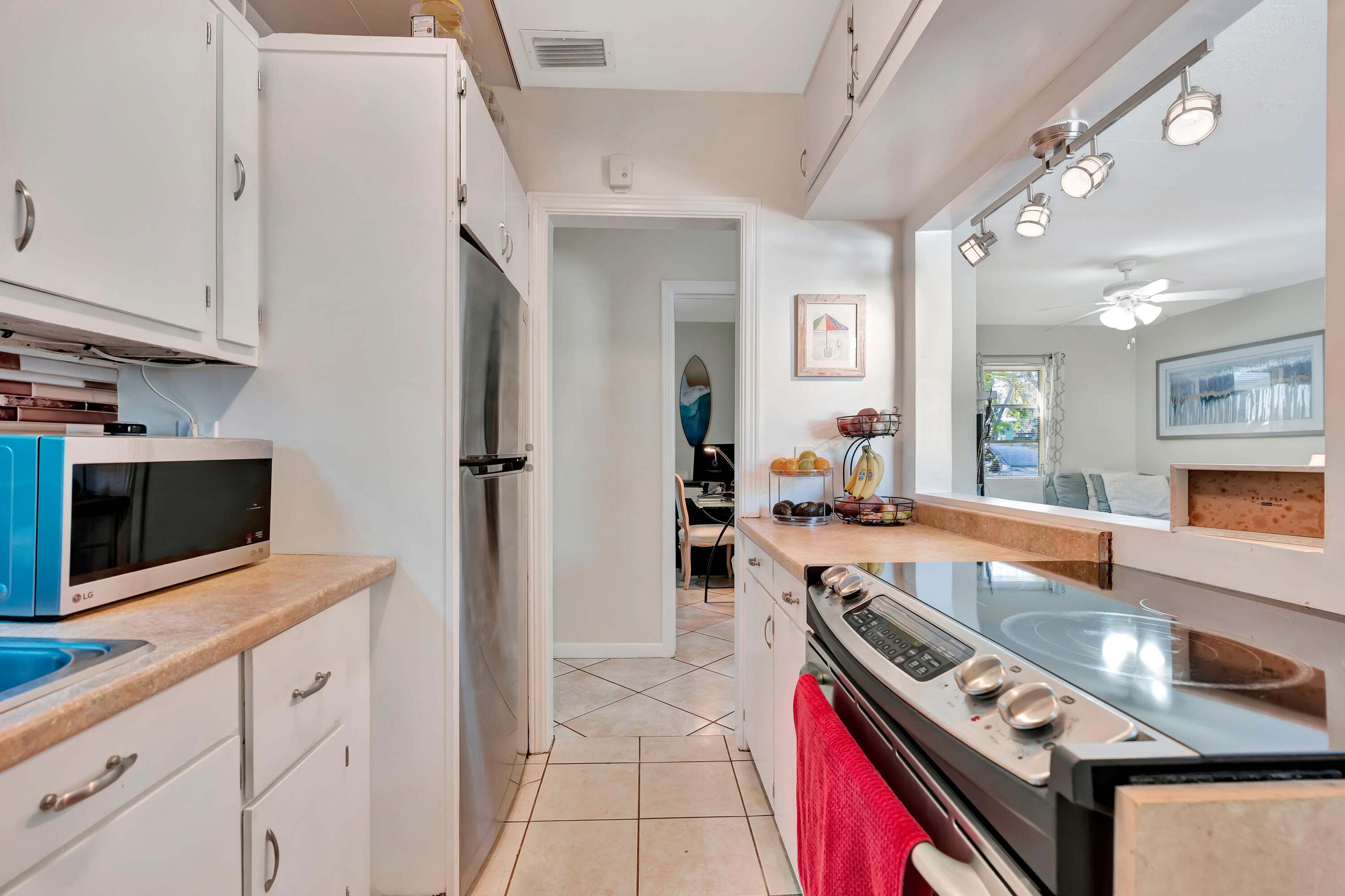 MACKLE PARK 1ST ADD - Residential