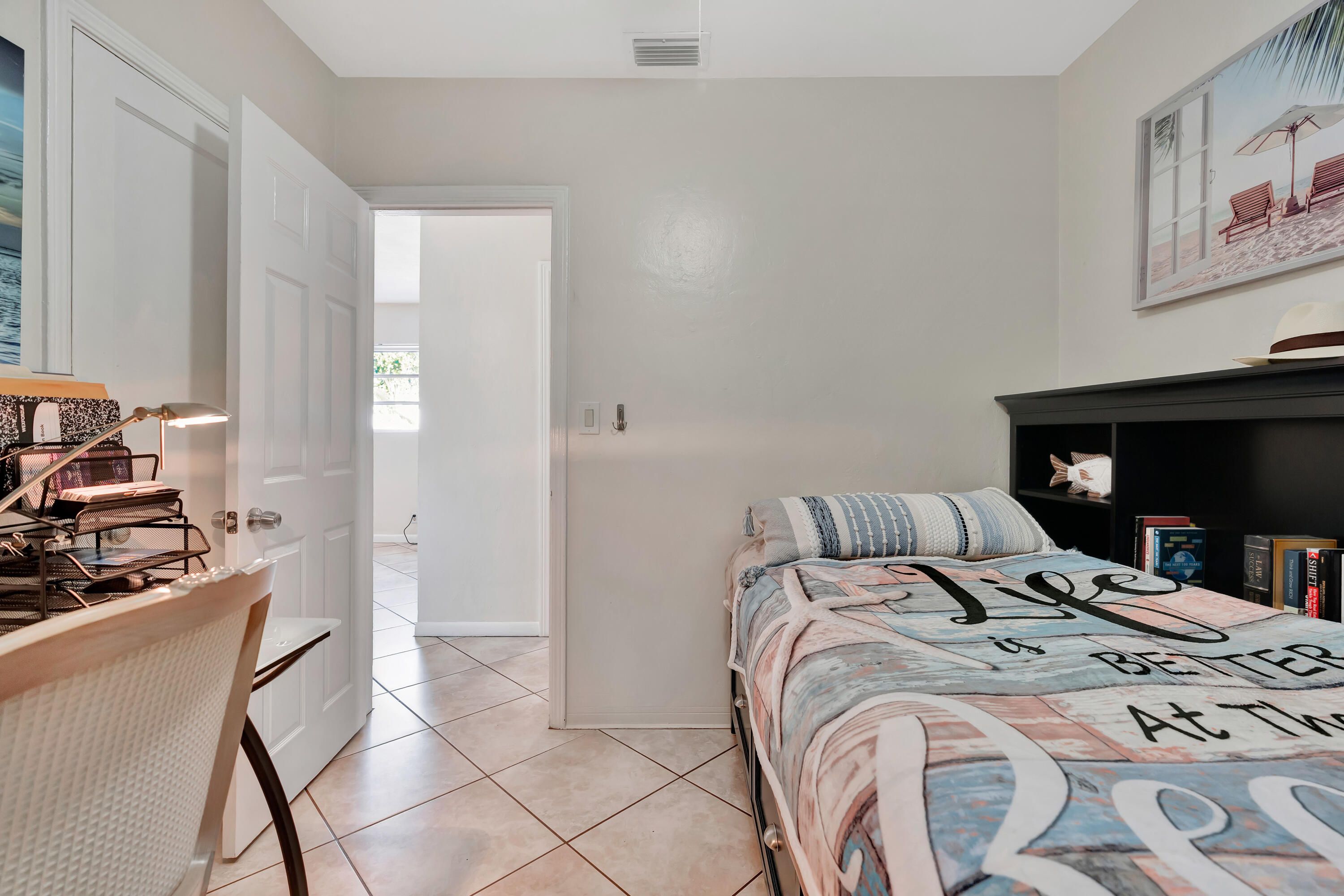 MACKLE PARK 1ST ADD - Residential