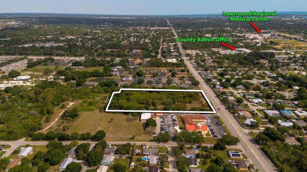 Photo of 2205 S 25th Street, Fort Pierce, FL 34947 (MLS # R11128282)