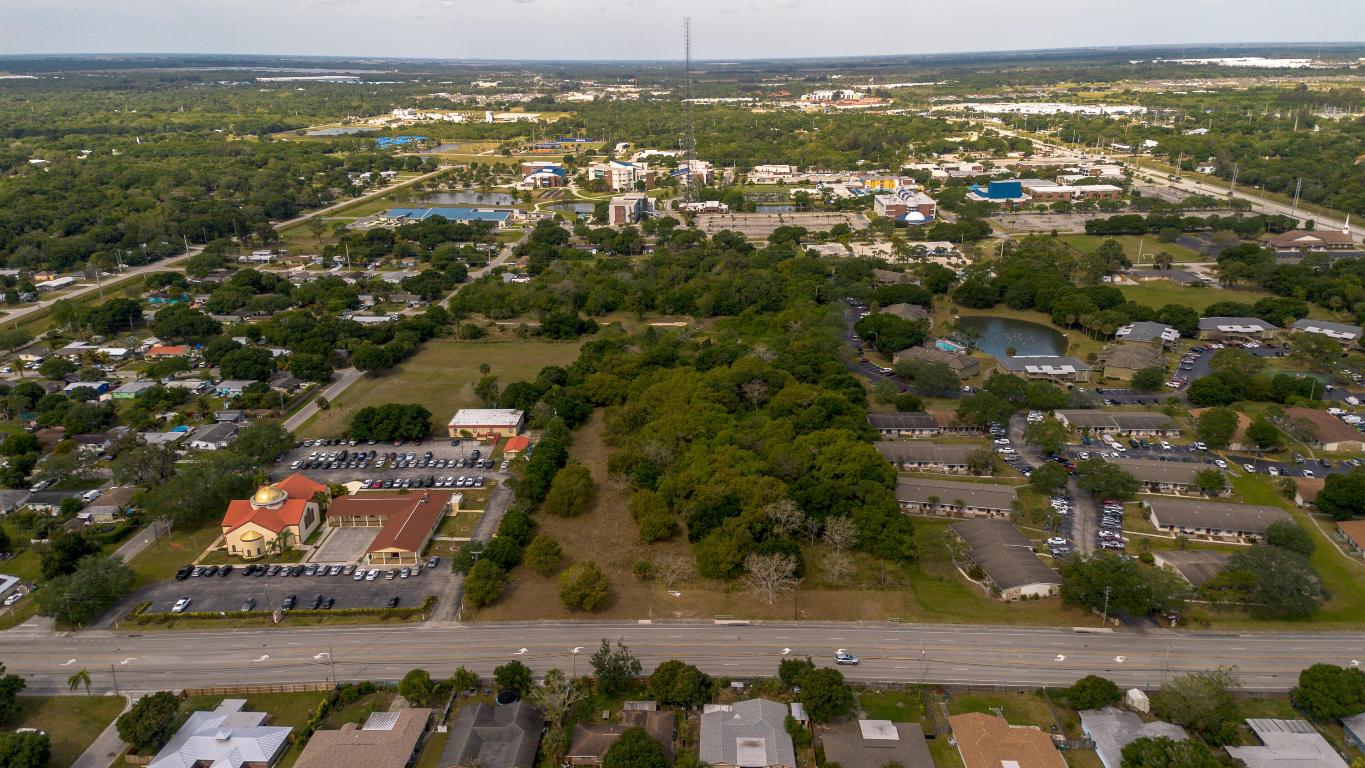 METES AND BOUNDS - Land