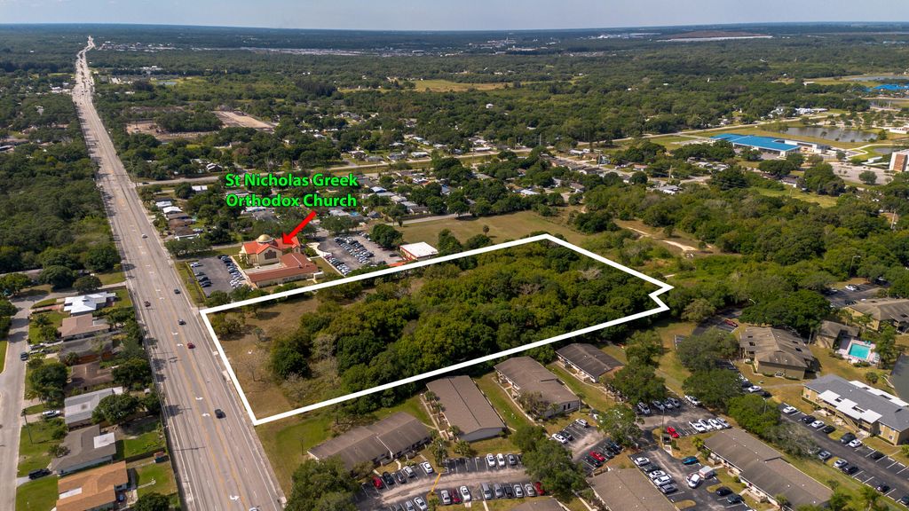 Photo of 2205 S 25th Street, Fort Pierce, FL 34947 (MLS # R11128282)