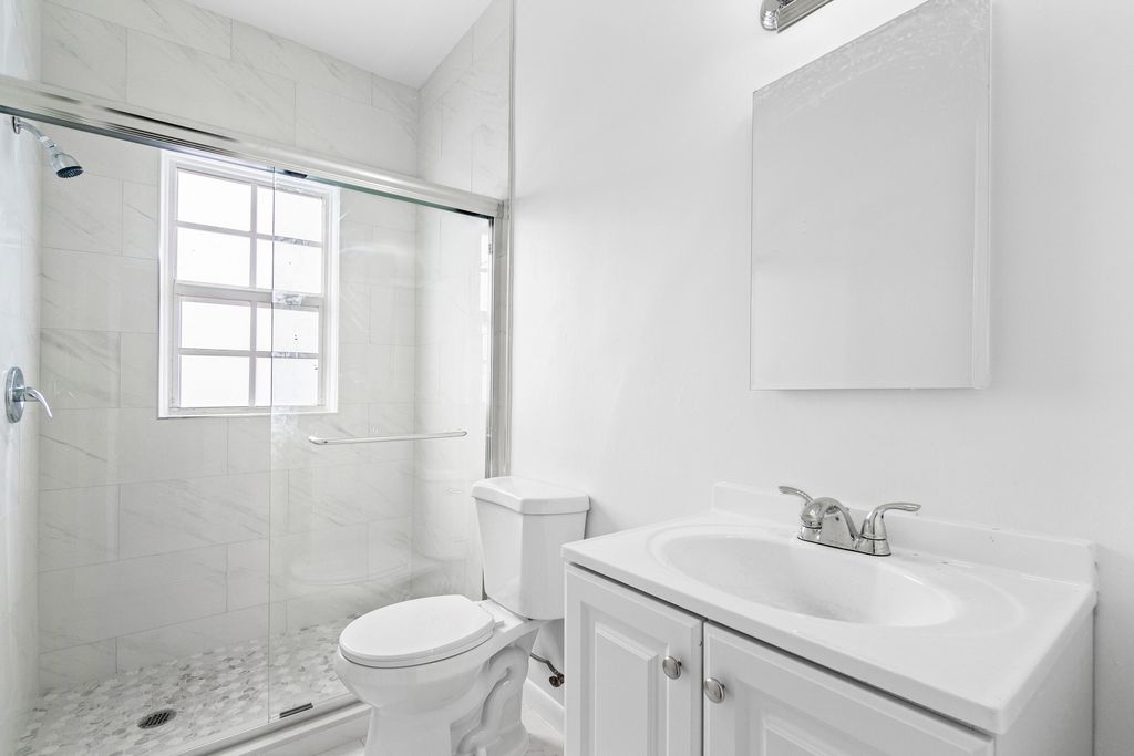 Photo of 623 Park Place #15, West Palm Beach, FL 33401 (MLS # R11122454)
