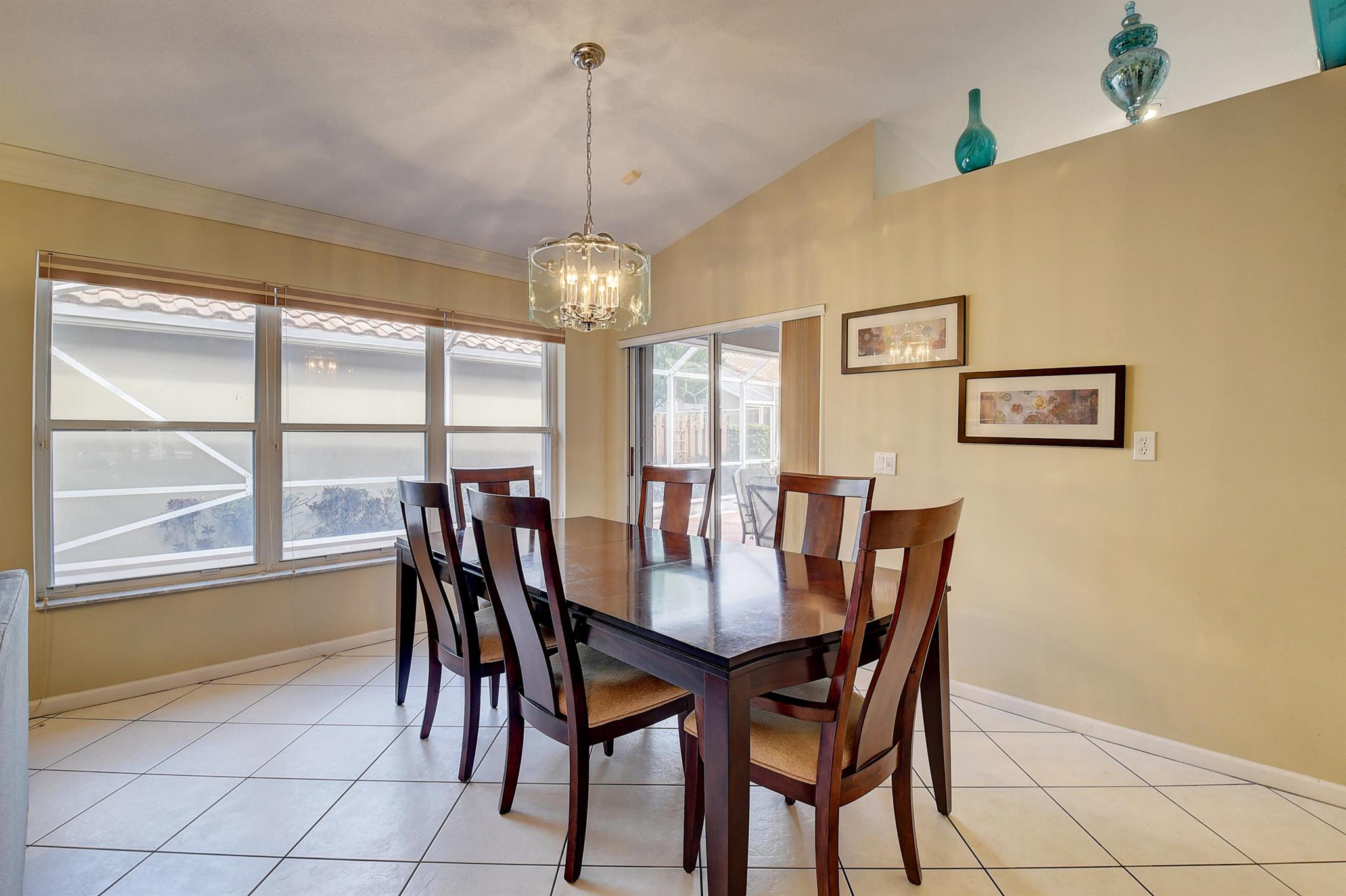 JONES PAR D-3 - Residential Lease