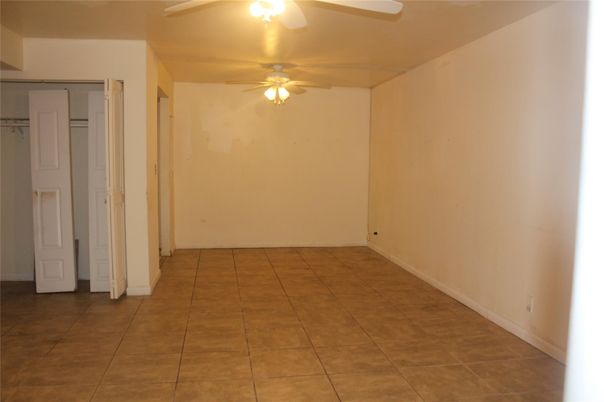 555 SE 8th St 152