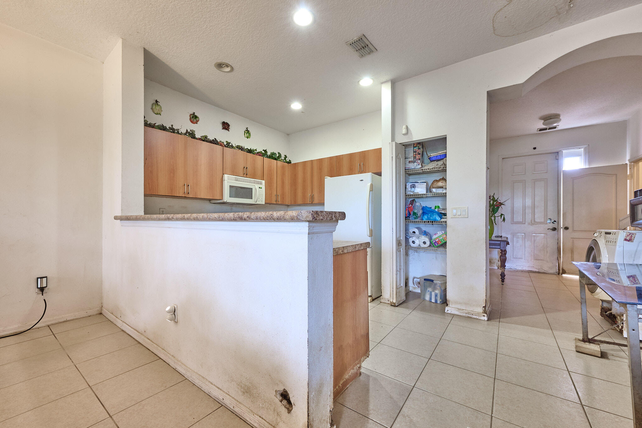 SEMINOLE PALMS - Residential