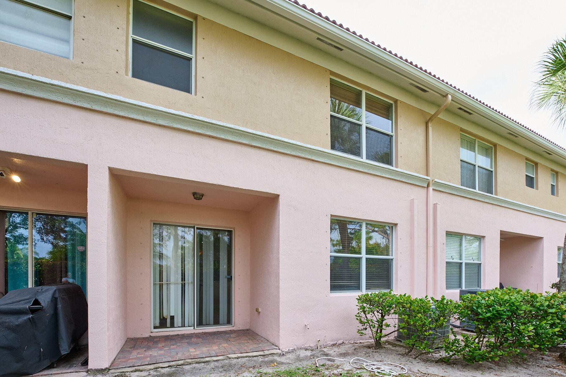 SEMINOLE PALMS - Residential