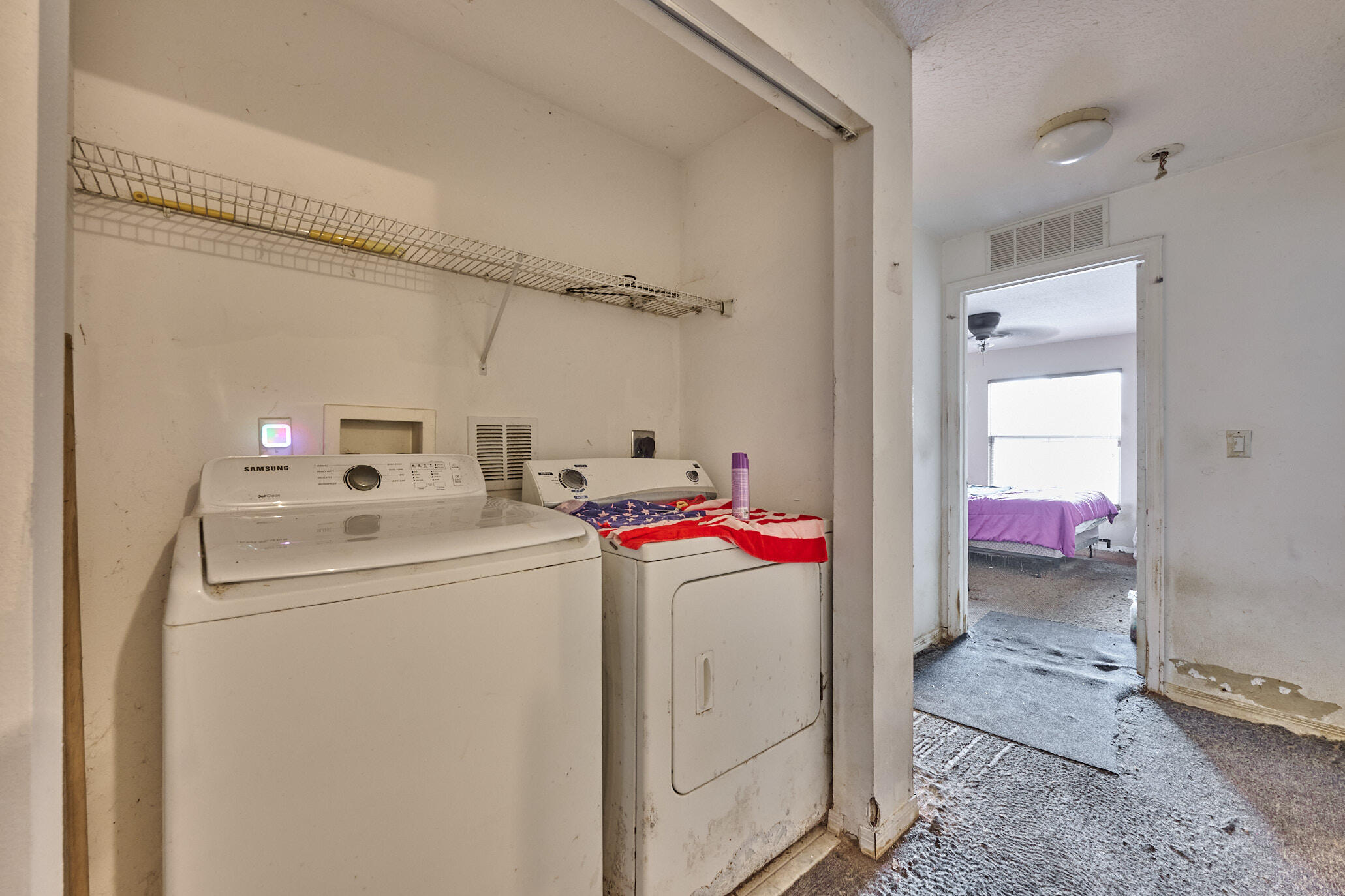 SEMINOLE PALMS - Residential