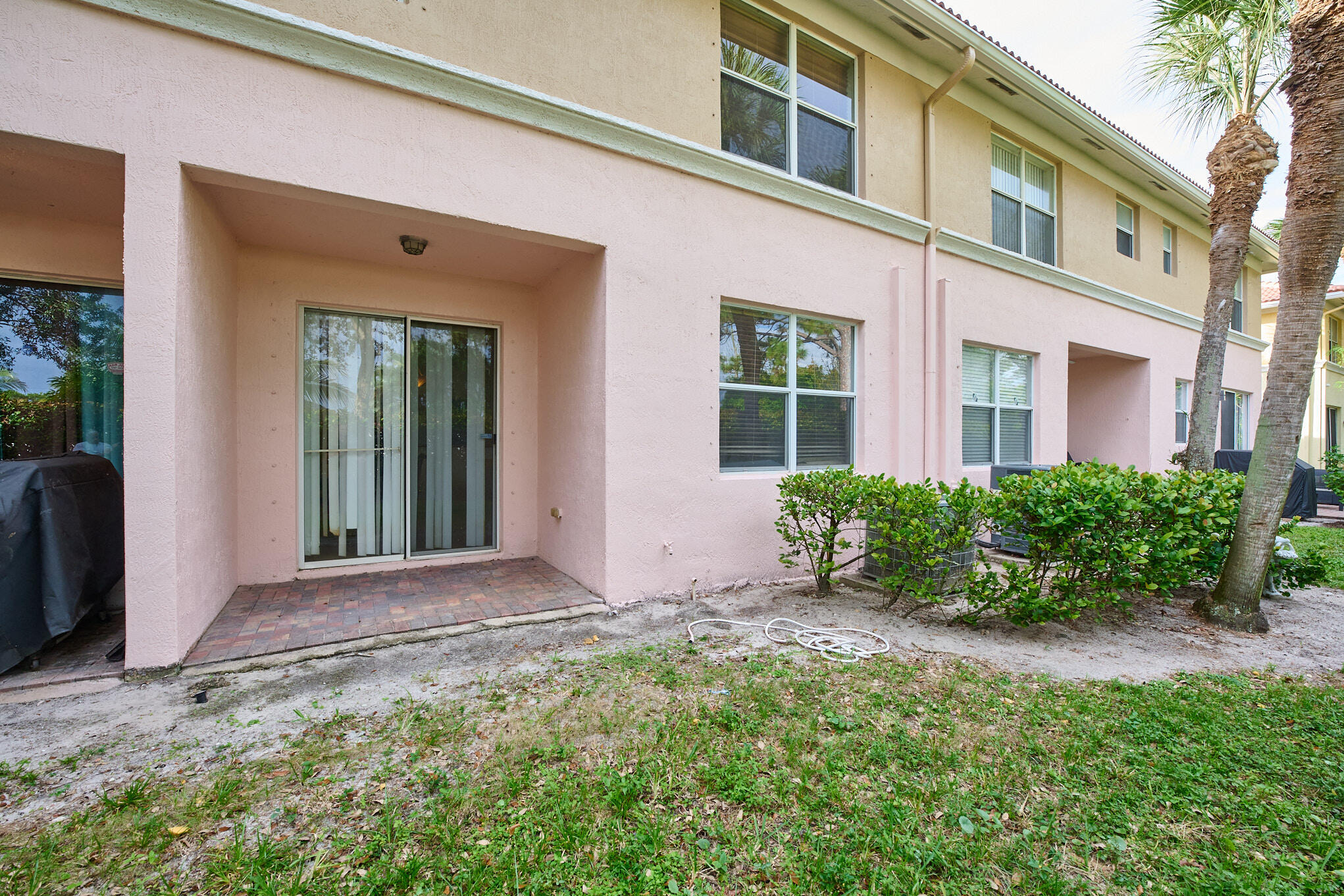 SEMINOLE PALMS - Residential