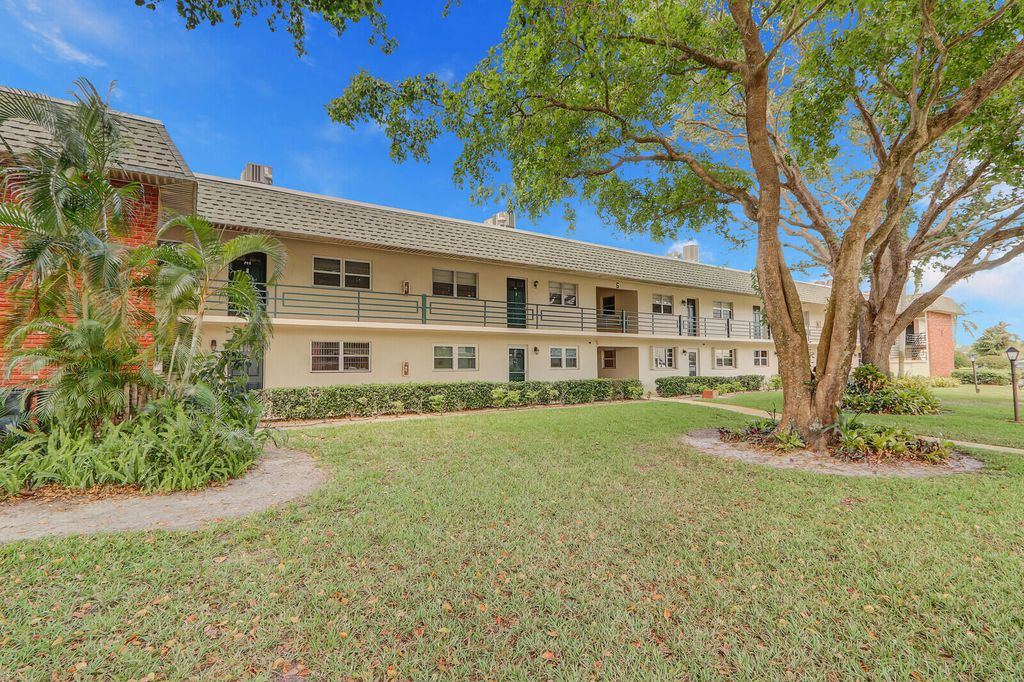 Photo of 1900 S Kanner Highway #6203, Stuart, FL 34994 (MLS # R10977339)