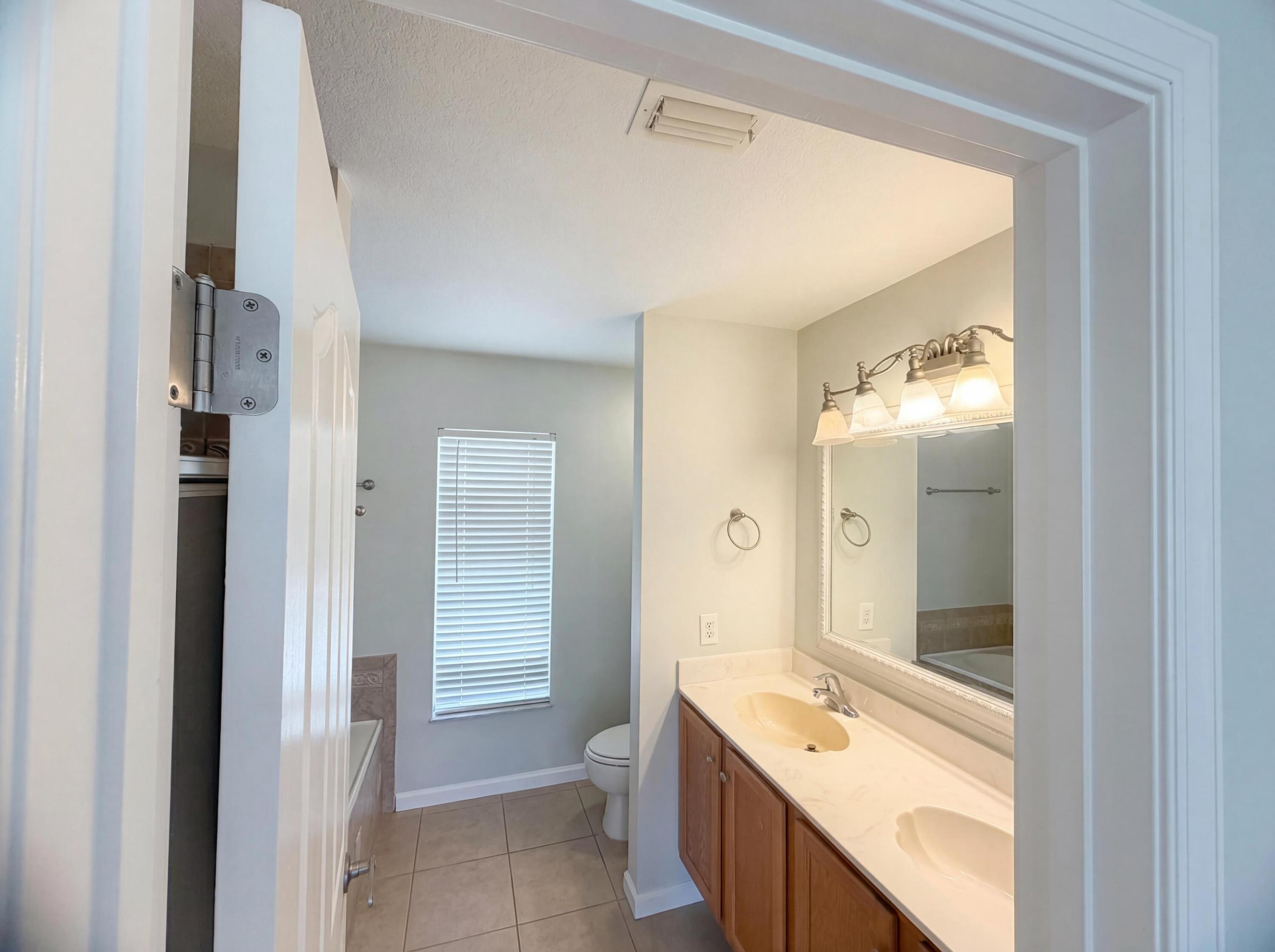 PORT ST LUCIE SECTION 40 - Residential