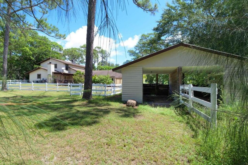 Photo of 8359 Sun Up Trail, Boynton Beach, FL 33436 (MLS # R11054002)