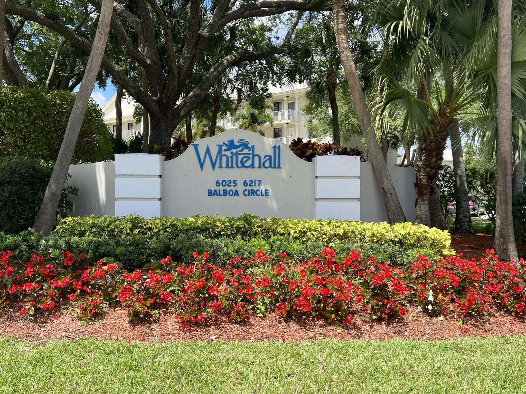 6169 Balboa Cir Unit 205