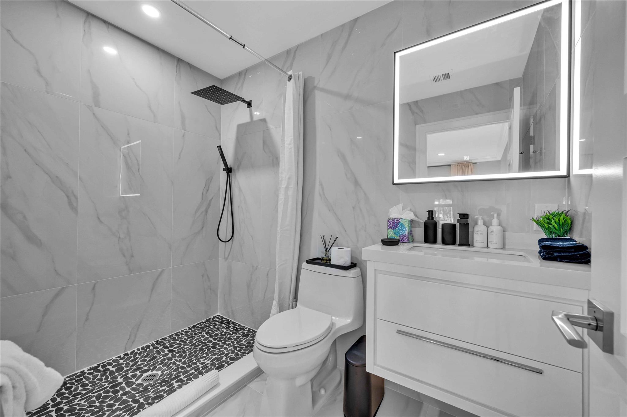 Gould Island 15-62 B - Residential Lease