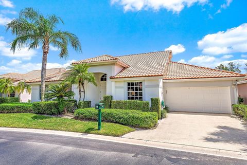 Photo of 240 Eagleton Estate Boulevard, Palm Beach Gardens, FL 33418 (MLS # B26029299)