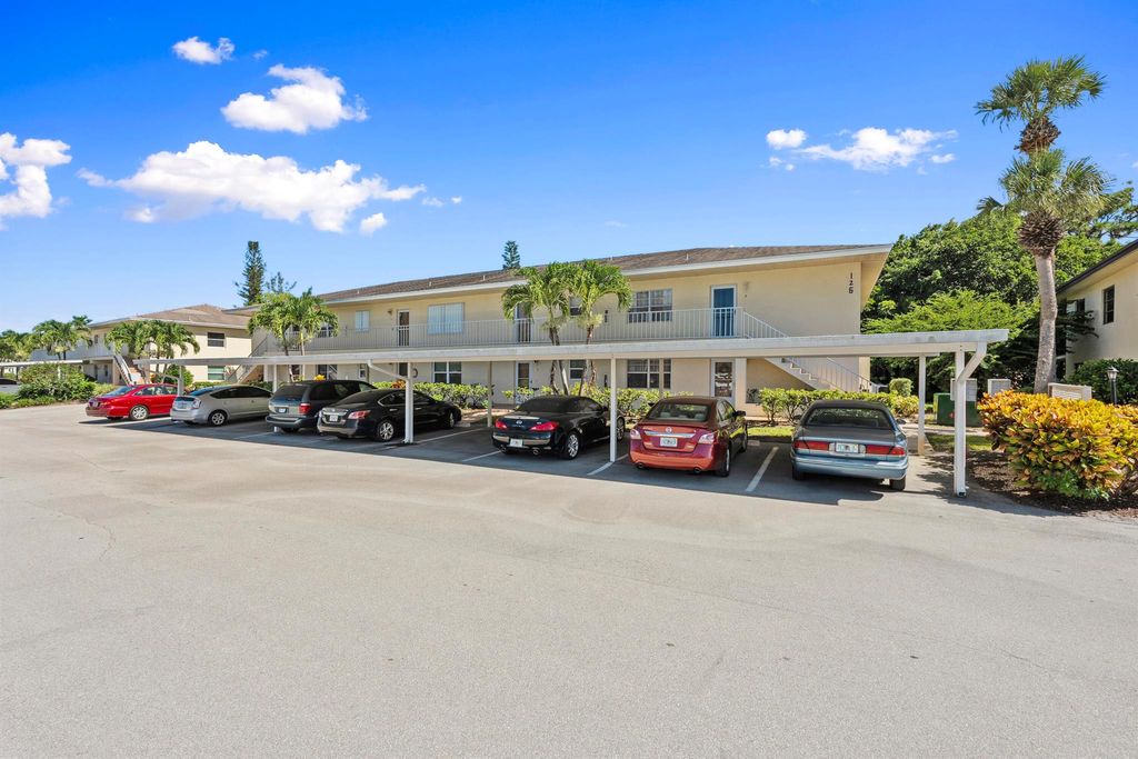 Photo of 2950 SE Ocean Boulevard #126-8, Stuart, FL 34996 (MLS # R11122148)