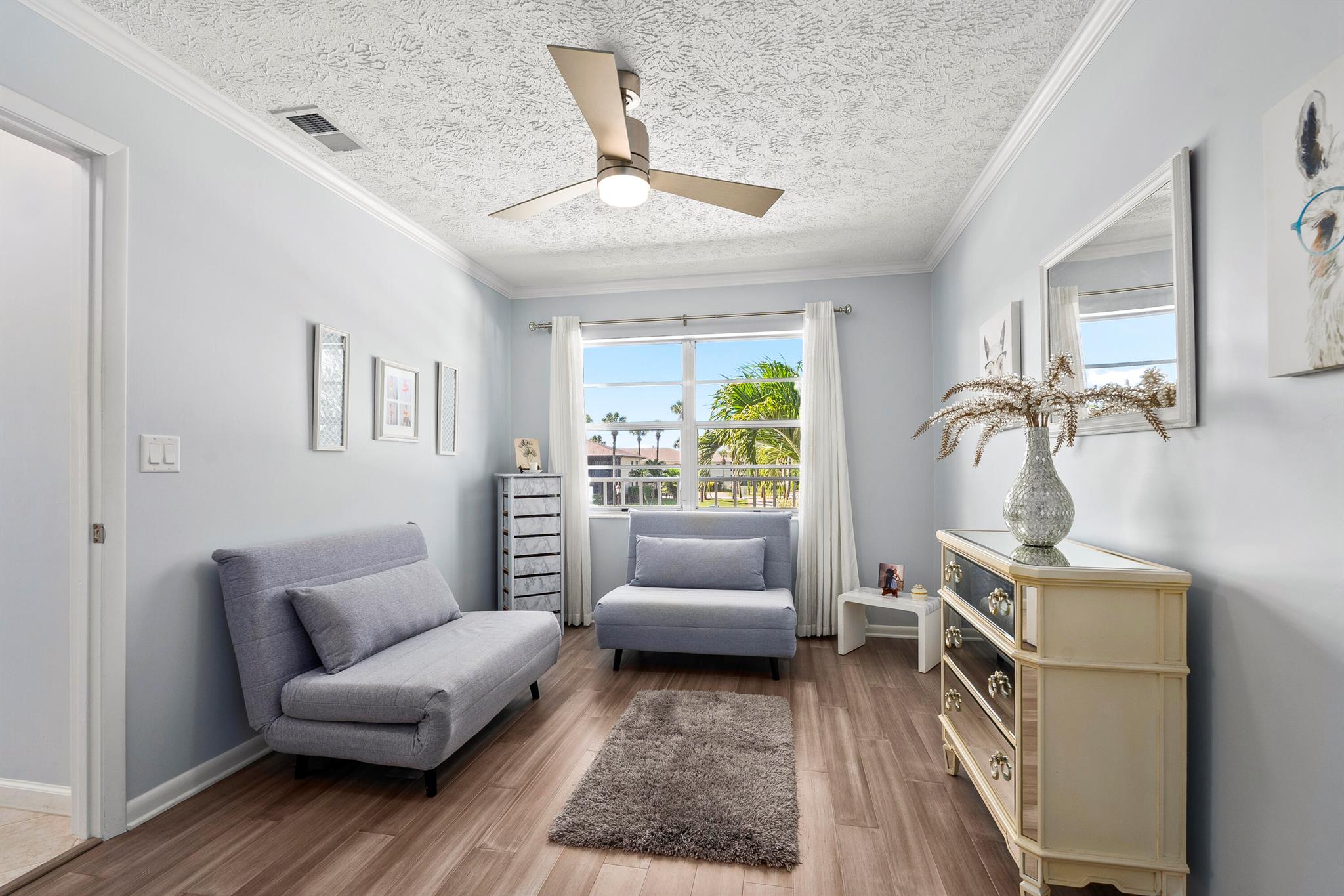 Stuart, Florida 34996, United States, 2 Bedrooms Bedrooms, ,2 BathroomsBathrooms,Residential,Pending,209574