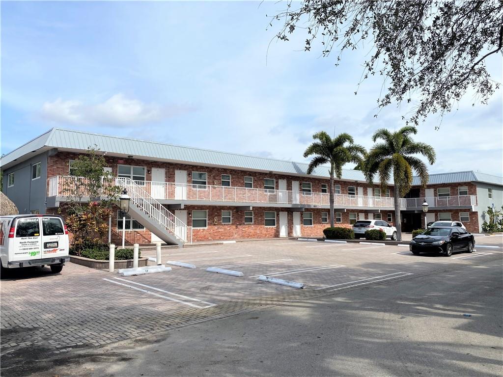 VUN DUTCH APPARTMENTS - Residential Lease