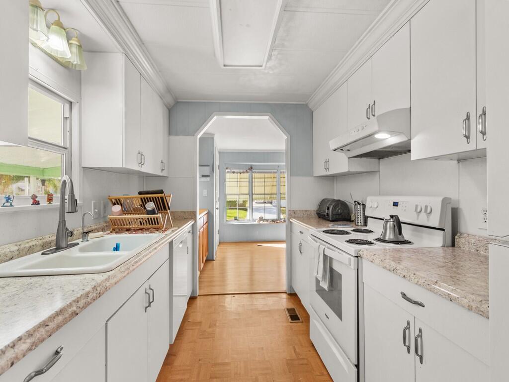 Spanish Lakes Golf Village - Residential