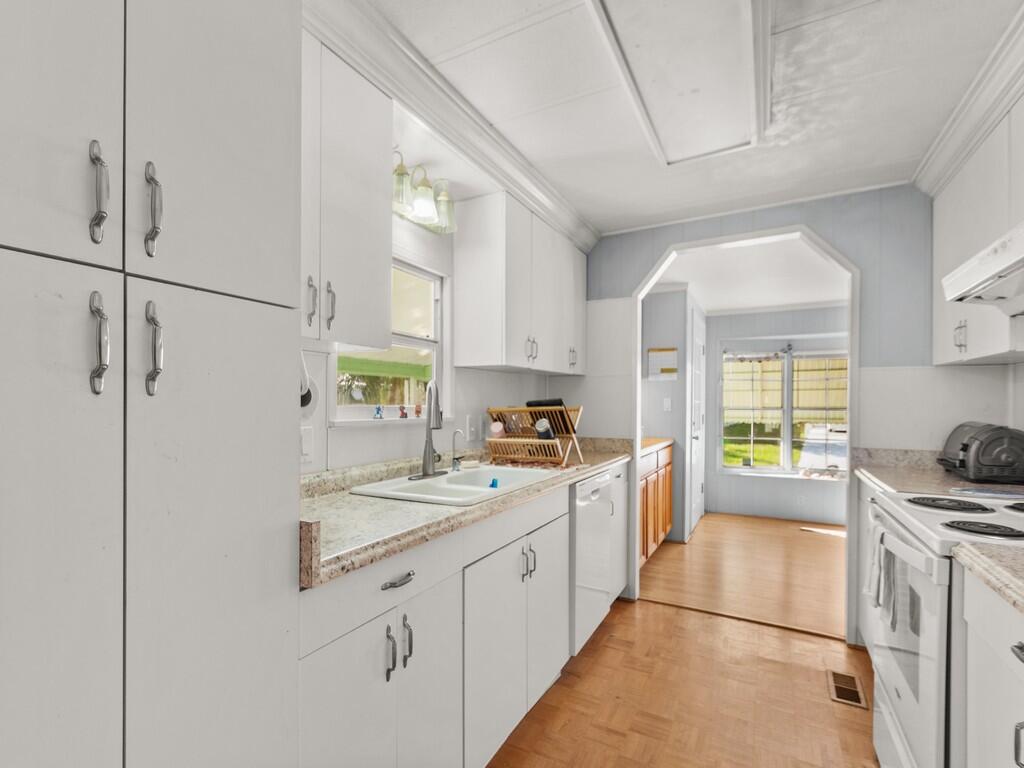 Spanish Lakes Golf Village - Residential