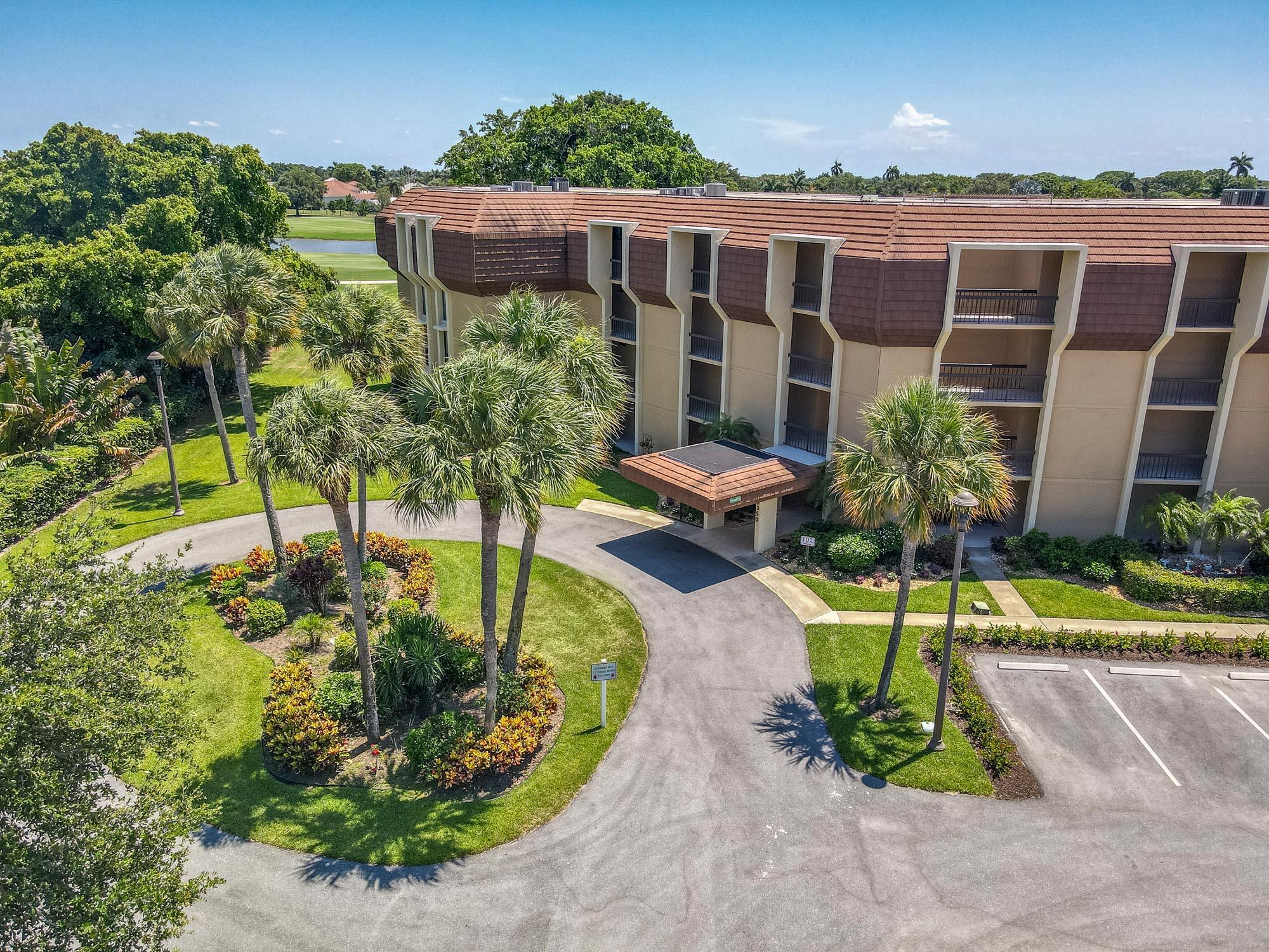 Woodland Lakes - Residential